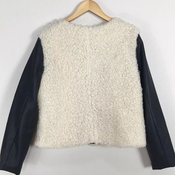 American Eagle Outfitters XL Ivory Sherpa Jacket with Black Faux Leather Sleeves - Picture 2 of 2